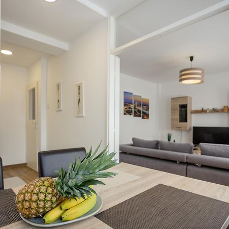 Apartment Sara Beograd Ngoại thất bức ảnh
