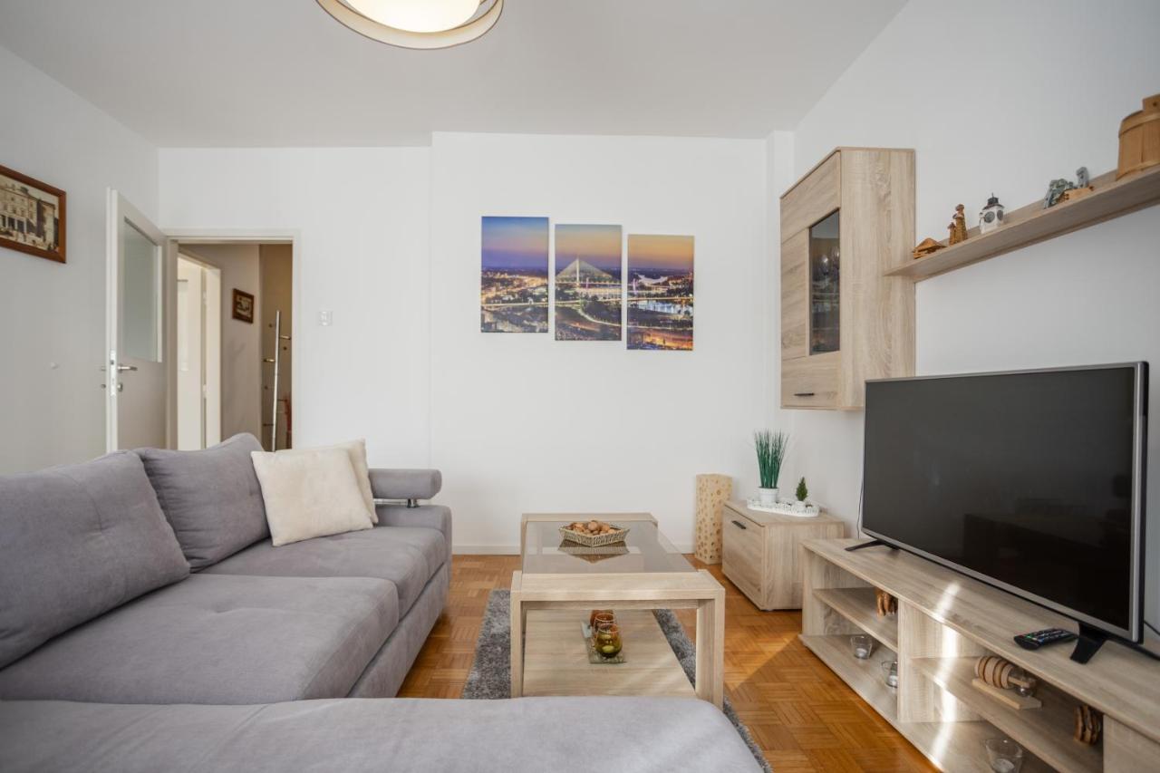 Apartment Sara Beograd Ngoại thất bức ảnh