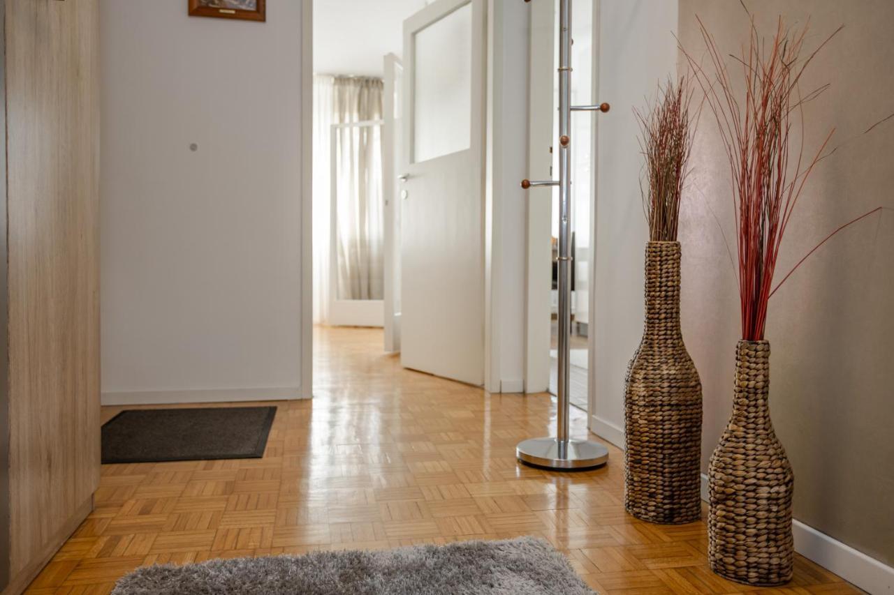 Apartment Sara Beograd Ngoại thất bức ảnh